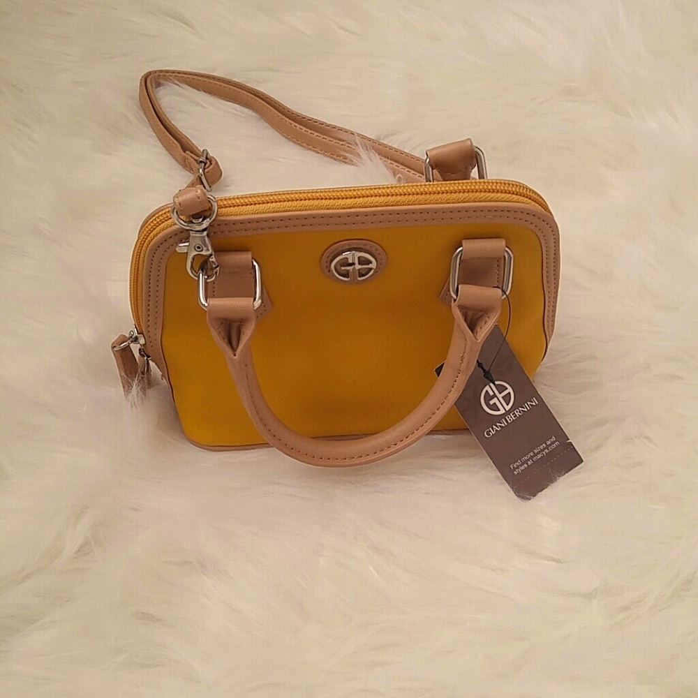 New Giani Bernini crossbody